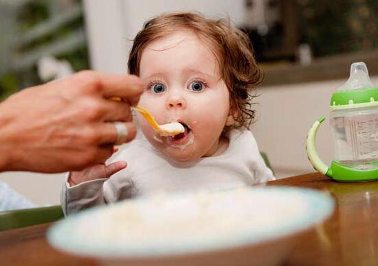 宝宝积食的6种表现，家长千万别大意！