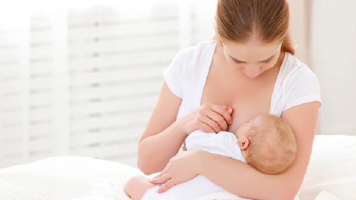 喂宝宝吃多少奶？妈妈们如何掌握好宝宝吃奶量？