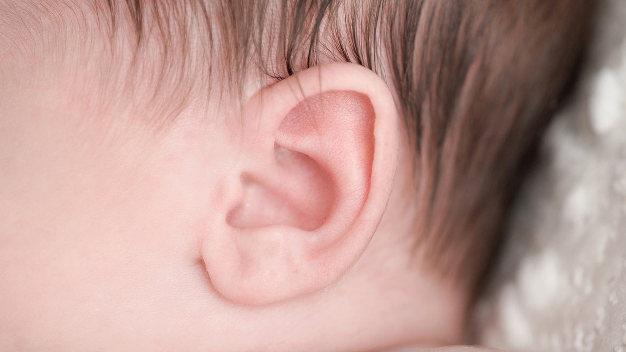 耳朵得了中耳炎怎么治疗（耳朵得了中耳炎怎么办？）
