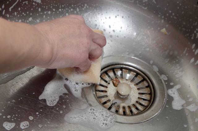 保障家居健康 精心呵护水管清洗
