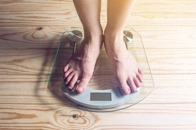 从140斤瘦到102斤，总结出4点经验，分享给减肥的你